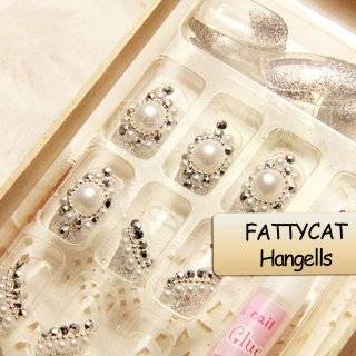 FASHION 3D NAIL ART SILVER PEARL 24 nails Sold By FATTYCAT