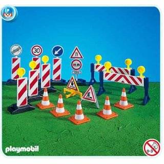  Plan Toys Set of Traffic Signs and Lights 1 (Usa) Toys 