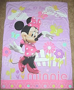 Disney Minnie Mouse Count with Me 4 PC Toddler Bedding Set