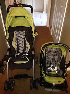 Combi Cosmo Combo Set Standard Single Seat Stroller Infant Car Seat with Base