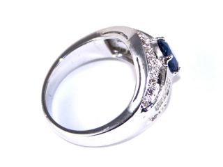 18 Carat White Gold Large Sapphire Diamonds Ring