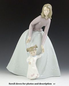 Nao Lladro Mother Daughter Porcelain Figurine Just Lovely