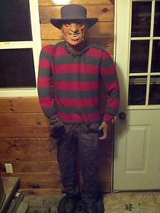 Freddy Krueger Rhyme Border Roll Halloween Decorations on PopScreen