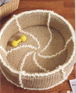 Crochet Sweet Pet Comforts Round Bed Patterns Sofa Saver Dog Cat Toys Puppy Book