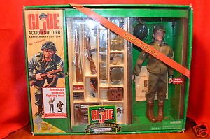G I Joe 40th Anniversary Gi Joe w Locker Action Marine Action Figure NIP
