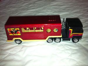 Vintage 1980 Buddy L Mack Truck Semi and Side Load Horse Trailer