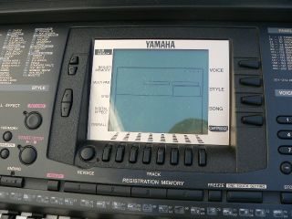Yamaha PSR 530 61 Key Electronic Keyboard Synthesizer