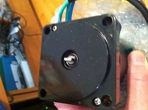 New Yamaha Tilt Trim Motor for 115HP 130HP 150HP 175HP 200HP Outboard Engines