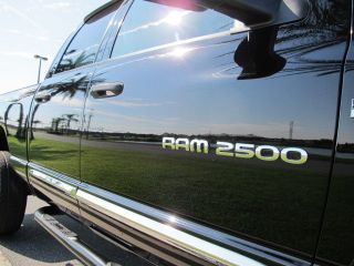 Dodge RAM 2500 Quad Cab Laramie 4x4 5 7L Hemi Leather Loaded w All The Toys