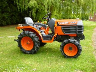 Kubota B1610 Compact Tractor 4x4 Diesel Only 180 Hours PTO 3 Point Linkage