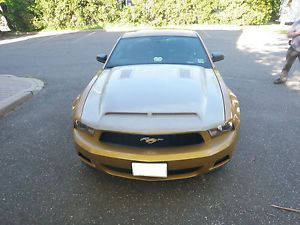2010 2011 2012 Ford Mustang GT V6 Aftermarket RAM Air Heat Extractor Hood