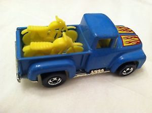 1973 Hot Wheels 1956 Blue Chevy Pickup Truck with 2 Motorcycles in The Truck Bed