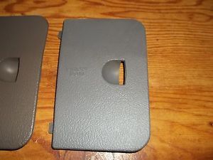 93 94 95 Jeep Grand Cherokee Fuse Box Door Lid Cover Passengers End of Dash Gray