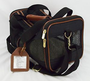 Sherpa Deluxe Small Pet Cat Dog Carrier Black and Brown Airport Approved Clean