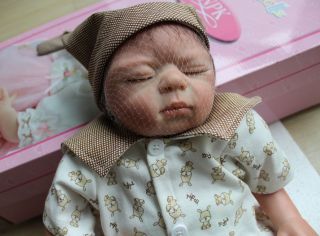 Realistic Silicone Vinyl Reborn Baby Doll Olivia Lifelike Baby Doll 20"