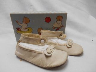 Vintage Children Kids Baby Shoes in A Red GOOSE Box w 1 Button on Strap
