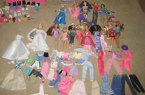 Barbie Dolls Clothes Shoes Cases Hangers Pregnant Midge and Baby Lot