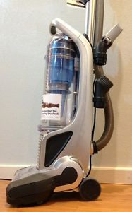 Electrolux Precision Brush Roll Clean Vacuum Cleaner EL8802A