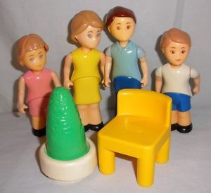 Little Tikes Dollhouse Family Figures 4 Figures Tree Chair