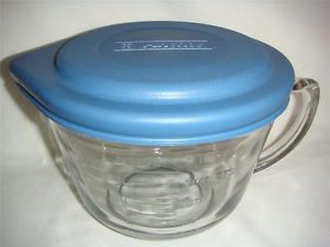 Anchor Hocking 8 Cup 2 Qt Measuring Cup Mixing Bowl w Lid USA