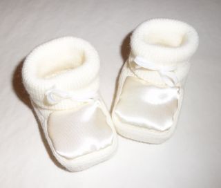 New Newborn Baby Boys Girls Unisex Knitted Bow Booties Lots of Designs Colours