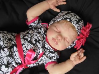 Hushabye Mountain Reborn Baby Girl Lucy Tina Kewy Big Cuddly Baby Tummy Plate