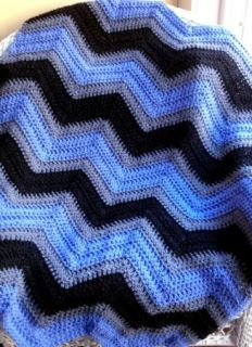 Baby Blanket Afghan Wrap Chevron Ripple Handmade Crochet Vanna White Grey Blue
