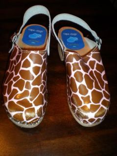 Cape Clogs Giraffe Print Euro 35 Shoes USA 5 Made in Sweden Torpatoffeln