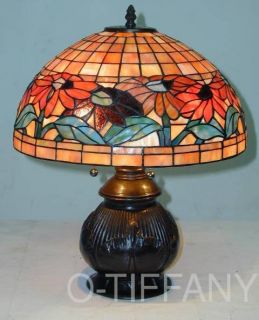 Tiffany Replica Stained Glass Table Lamp "Poinsettia"