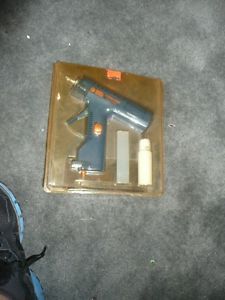 Black & Decker Thermogrip Hot Melt Glue Gun 