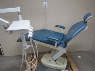 Forest Models 6000 6010 Dental Exam Chair w Chair Mount Delivery Light