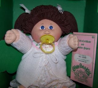 Cabbage Patch Doll MIA Lexie w Pacifier 1984 Vintage