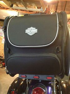 Harley Davidson Touring Luggage Sissy Bar Backrest Bag