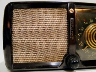 Vintage Zenith Long Distance Consoltone Bakelite Radio