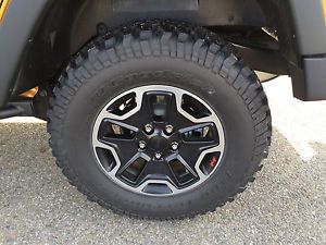 2014 Jeep Rubicon x Rubicon 10th Anniversary Wheels and Tires