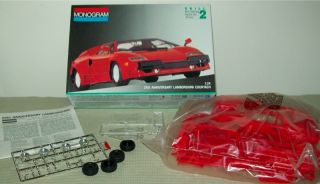 Monogram 25th Anniversary Lamborghini Countach Classic Car Model Kit Scale 1 24