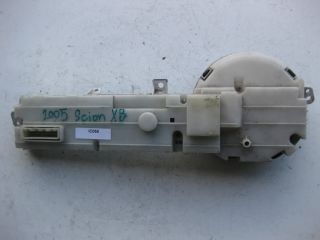 2004 2005 Scion XB Instrument Cluster Speedometer Gauges