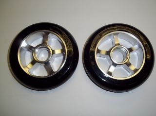 Metal Core Scooter Wheels 100mm Black and Silver Razor Bearings SCS 122074100