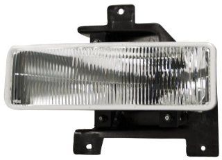 OE Replacement Ford Expedition/F 150 Passenger Side Fog Light Assemblyy (Partslink Number FO2593114) Automotive