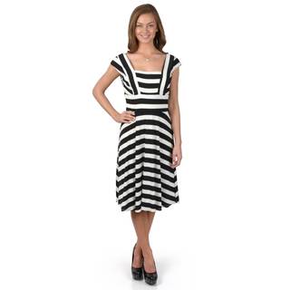 Journee Collection Womens Cap Sleeve Striped Dress